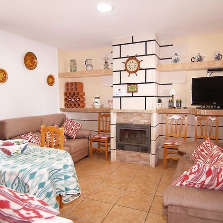 Villa Lopez Santanyi Exterior photo